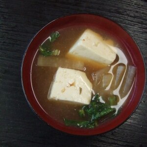 生姜入り！大根と豆腐のお味噌汁